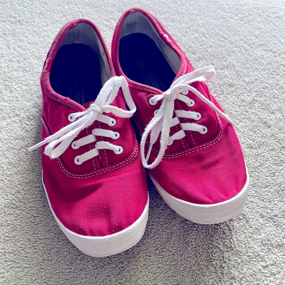 Red Keds ❤️